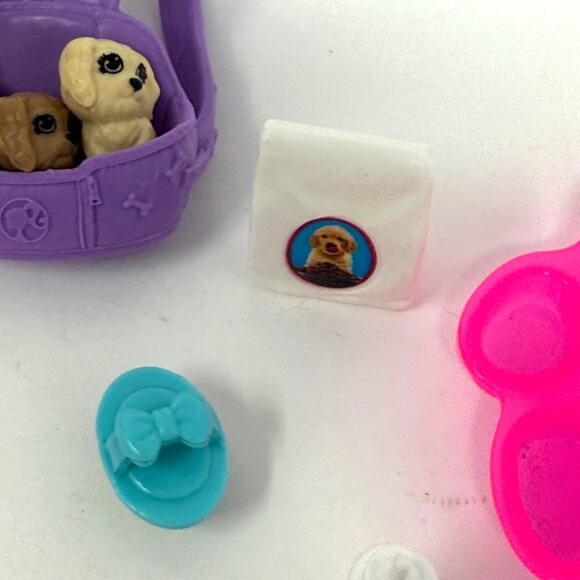 Barbie Newborn Pups Playset 14 Piece Accessories Set BARBIE DOLL NOT INCLUDED - Picture 15 of 16